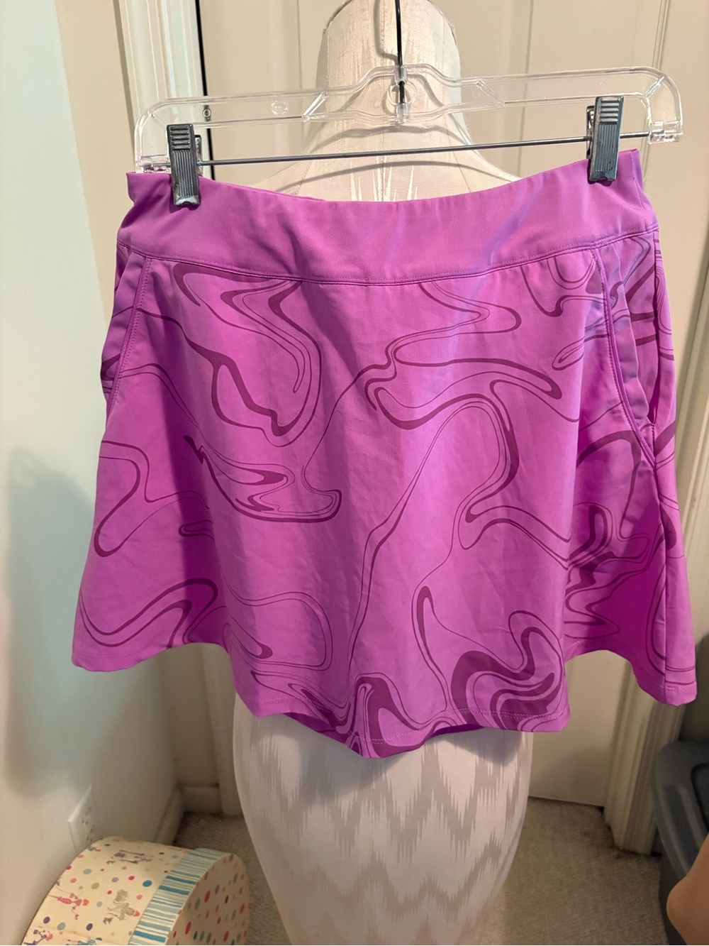 Under Armour women’s Athletic Skort with Swirl Print runway item SM/P
